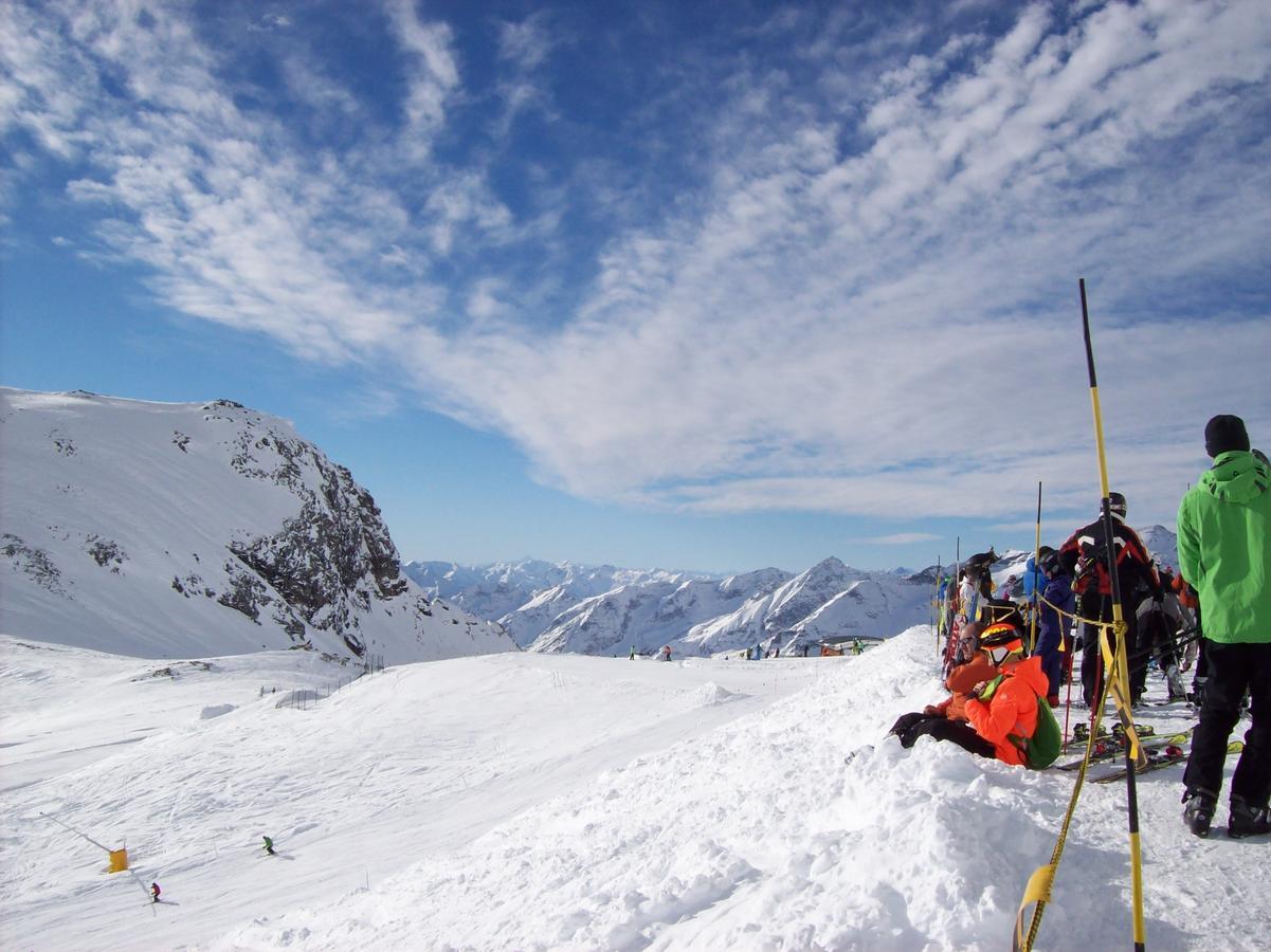 Pensione Genzianella Alagna Exteriör bild